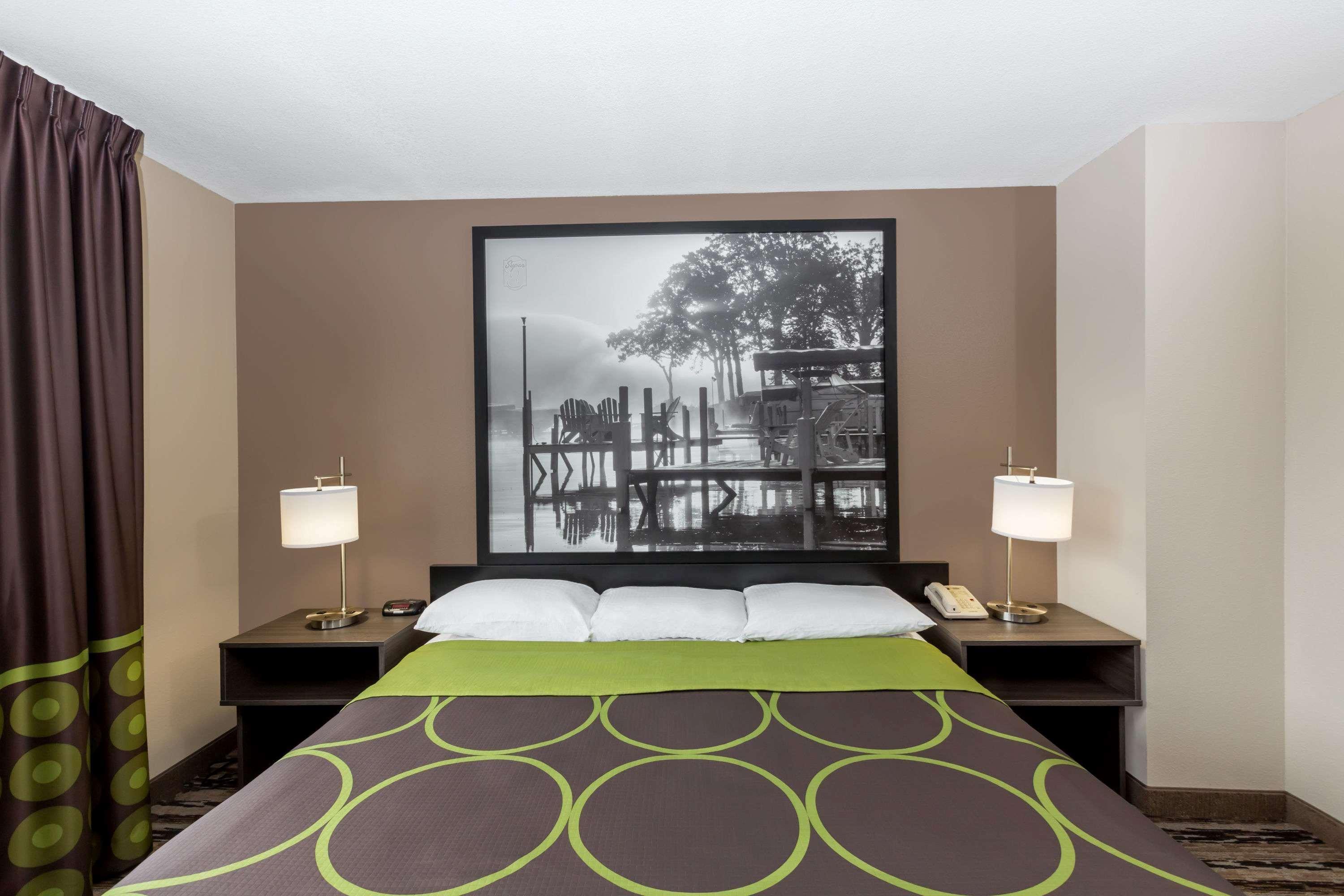 Super 8 by Wyndham Spirit Lake/Okoboji Bagian luar foto
