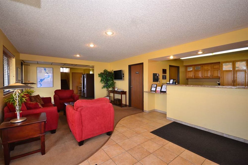 Super 8 by Wyndham Spirit Lake/Okoboji Bagian luar foto