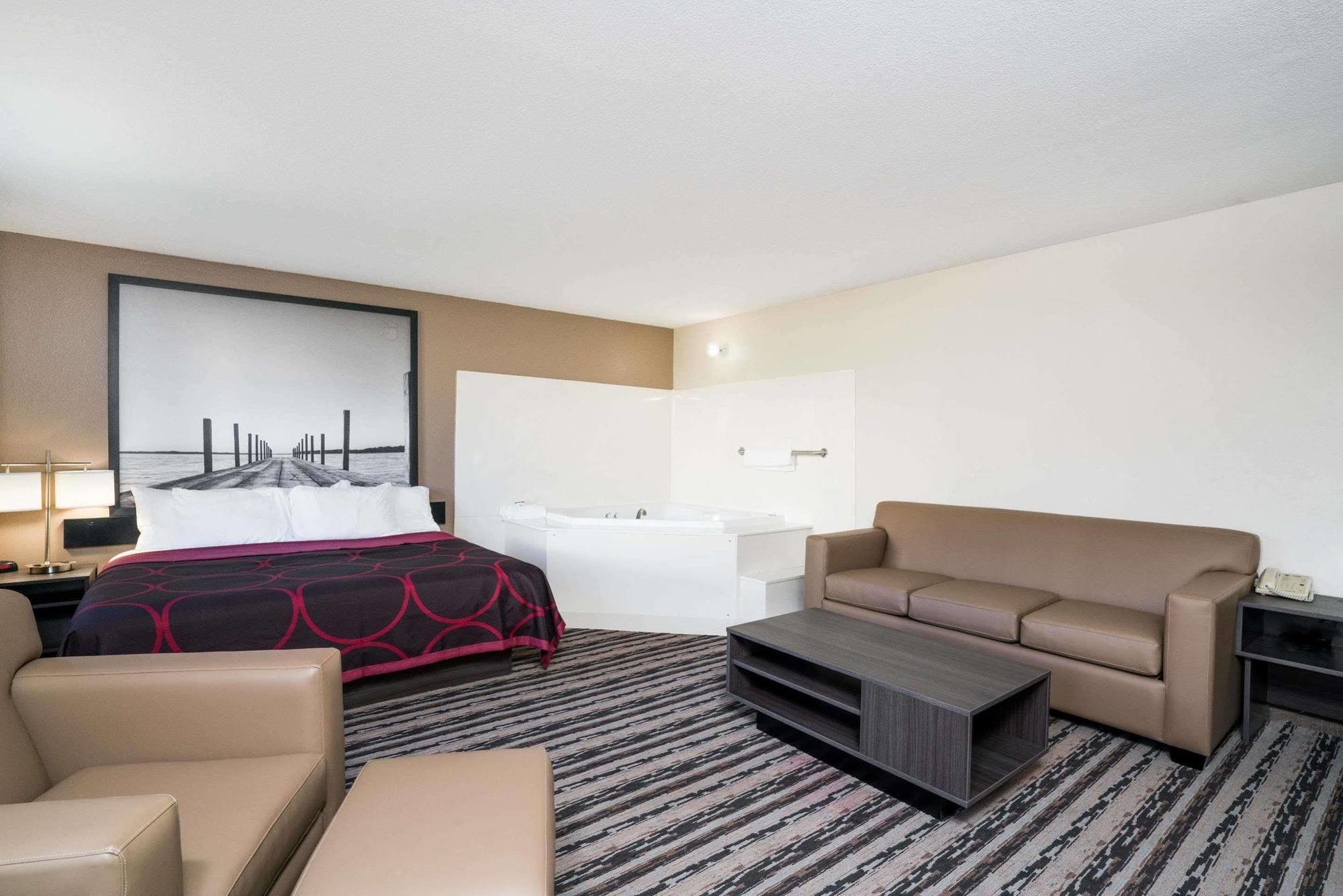 Super 8 by Wyndham Spirit Lake/Okoboji Bagian luar foto